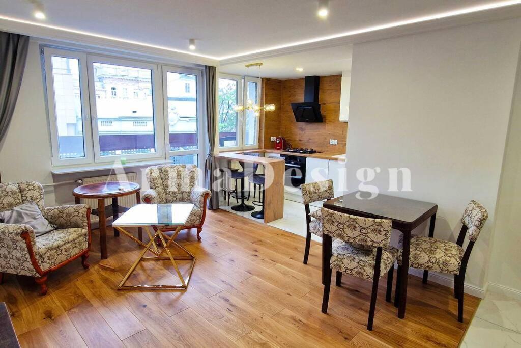 Arma Design Apartment 2 Bedrooms Warschau Buitenkant foto